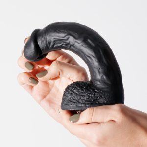 DILDO DE SILICONE LÍQUIDO INVIKTUS 8 CRUSHIOUS PRETO - Image 5